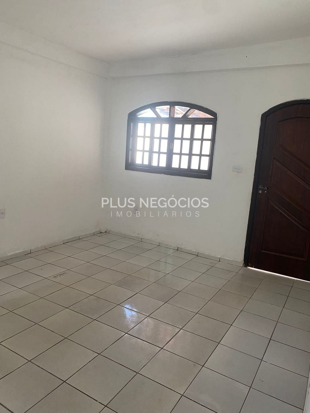 Casa para alugar com 3 quartos, 150m² - Foto 2