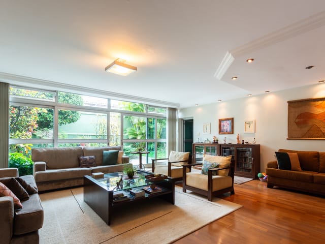 Foto do Casa - Casa para venda em Mirandópolis com 4 quartos, sendo 1 suíte , 300m² | Lares e Andares Imóveis