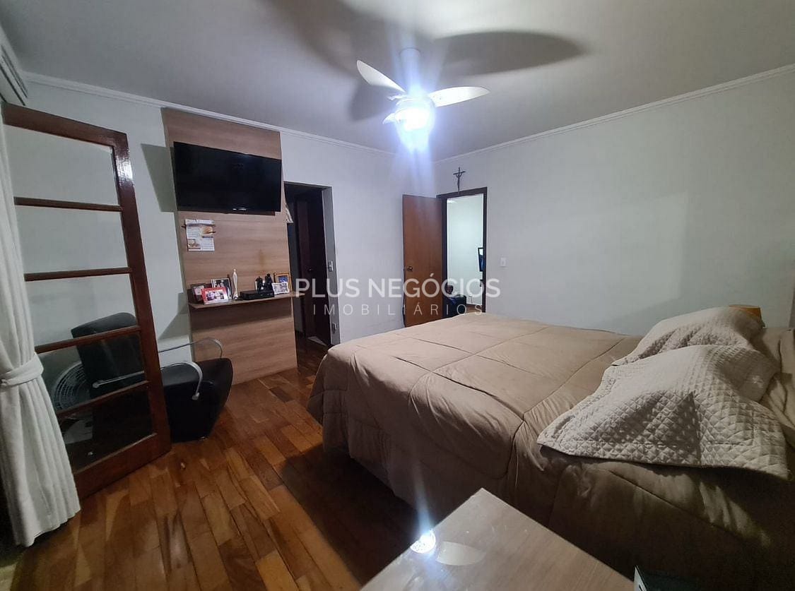 Casa à venda e aluguel com 3 quartos, 254m² - Foto 15