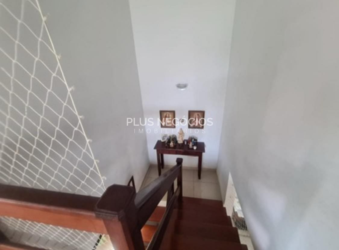 Casa à venda e aluguel com 3 quartos, 254m² - Foto 8