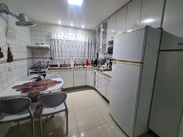Casa com 300m² 3 quartos e 5 banheiros, à venda, no bairro Iporanga em Sorocaba