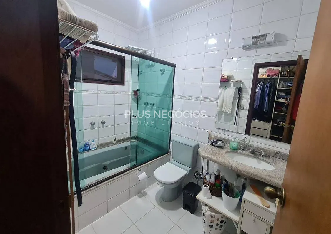 Casa, 3 quartos, 254 m² - Foto 24