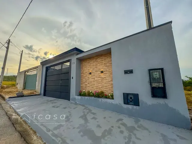 Casa com 180m² 3 quartos e 1 banheiro, à venda, no bairro Portal Mantiqueira em Caçapava
