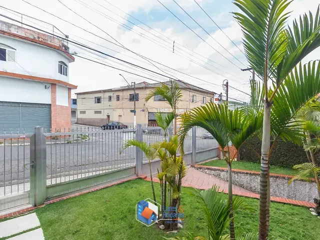 Casa com 250m² 3 quartos e 3 banheiros, à venda, no bairro Vila Granada (Zona Leste) em São Paulo