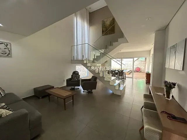 Casa com 275m² 4 quartos e 5 banheiros, à venda, no bairro Jardim do Paço em Sorocaba