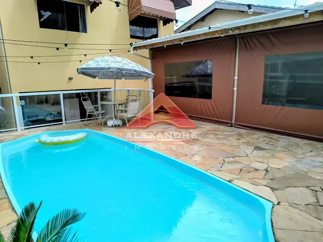 Casa 4 quartos e 3 banheiros, à venda, no bairro Jardim Terras de São João em Jacareí