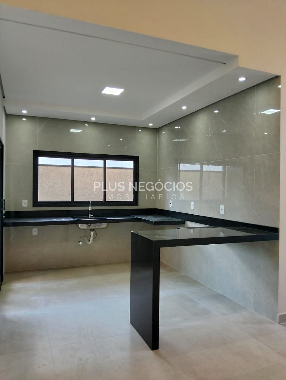 Casa à venda com 3 quartos, 143m² - Foto 5