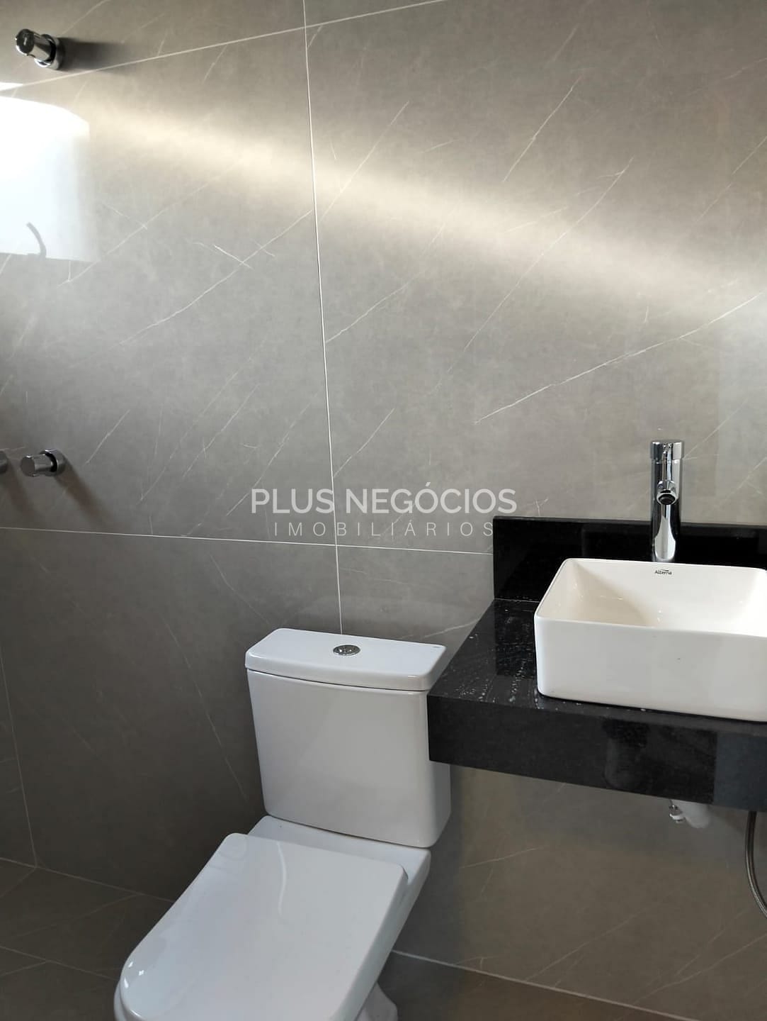 Casa à venda com 3 quartos, 143m² - Foto 17