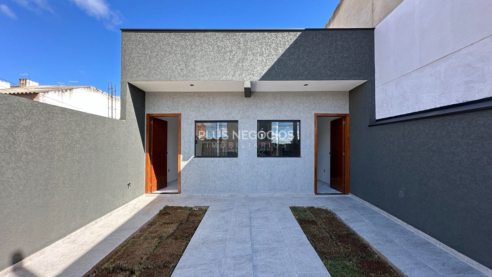 Casa à venda com 2 quartos, 47m² - Foto 2