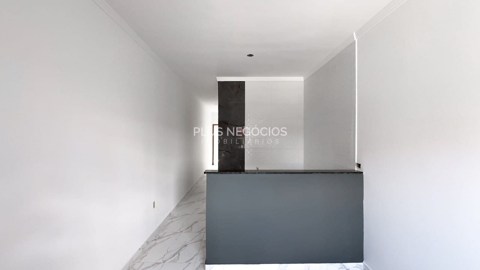 Casa à venda com 2 quartos, 47m² - Foto 4