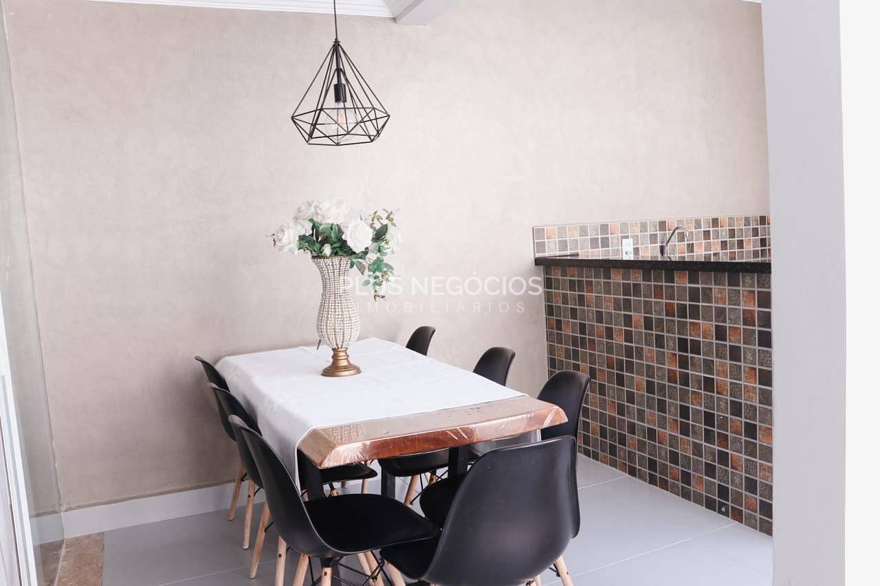 Casa à venda com 3 quartos, 310m² - Foto 8