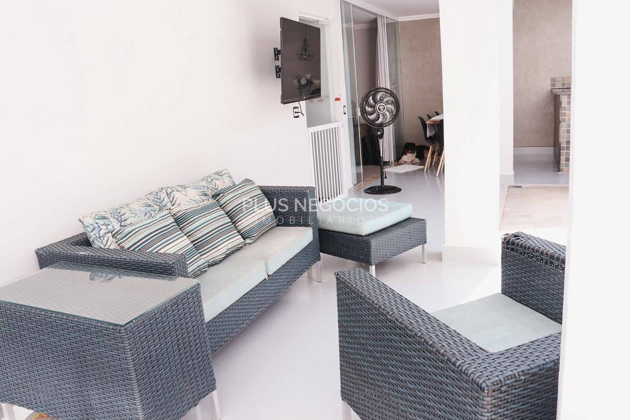 Casa à venda com 3 quartos, 310m² - Foto 14
