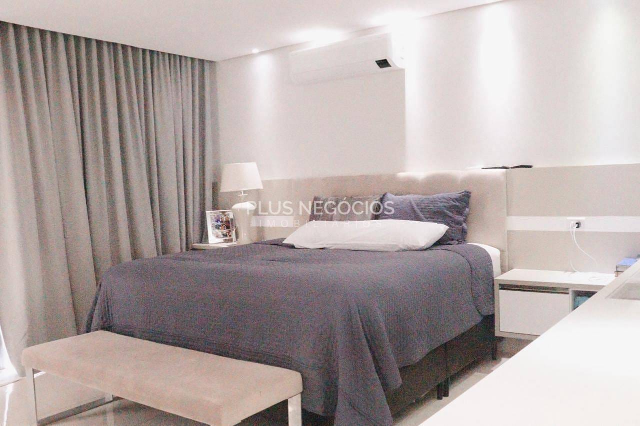 Casa à venda com 3 quartos, 310m² - Foto 15
