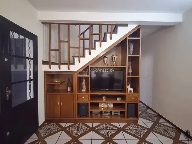 Casa 3 quartos e 3 banheiros, à venda, no bairro Jardim Leocádia em Sorocaba