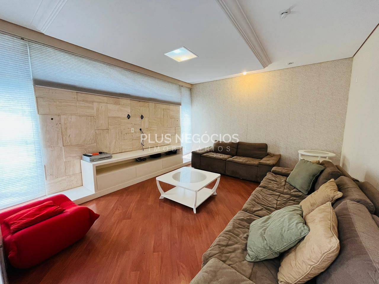 Casa à venda com 4 quartos, 490m² - Foto 7