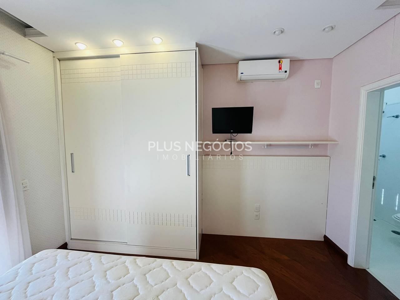 Casa à venda com 4 quartos, 490m² - Foto 51