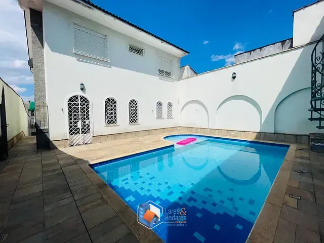Casa com 300m² 4 quartos e 5 banheiros, à venda, no bairro Vila Lúcia em São Paulo