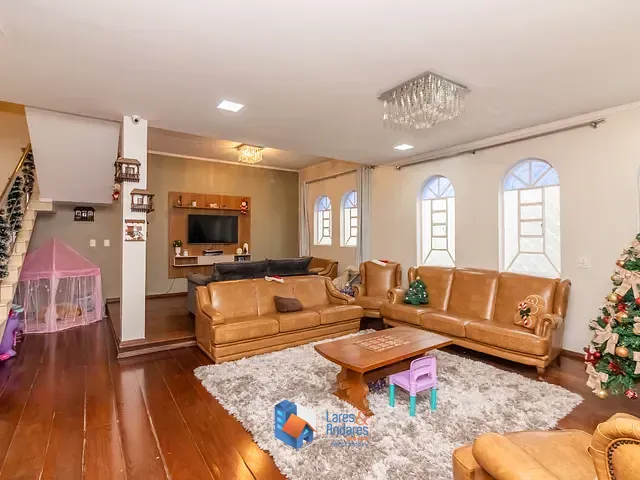Casa com 300m² 4 quartos e 5 banheiros, à venda, no bairro Vila Lúcia em São Paulo