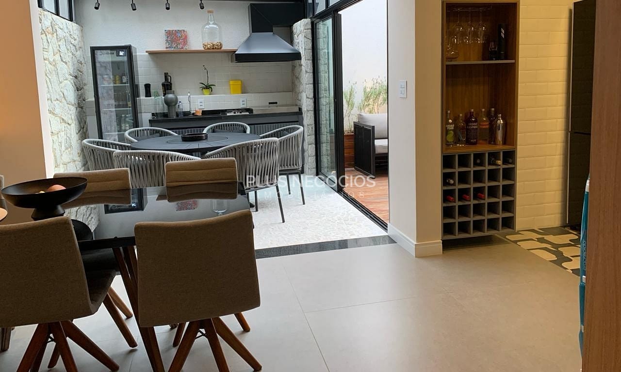 Casa à venda com 3 quartos, 136m² - Foto 15