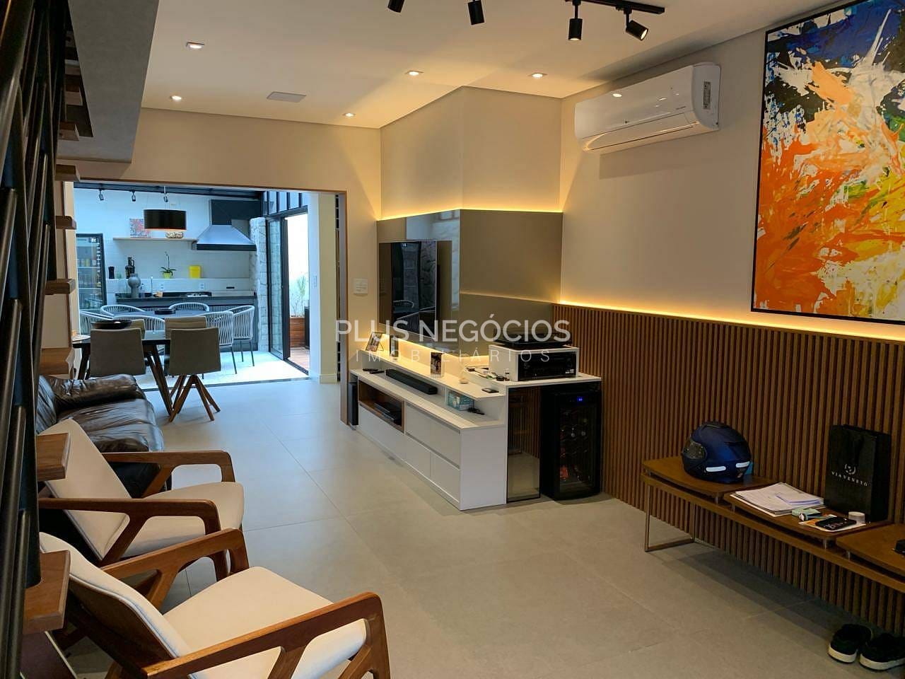 Casa à venda com 3 quartos, 136m² - Foto 3