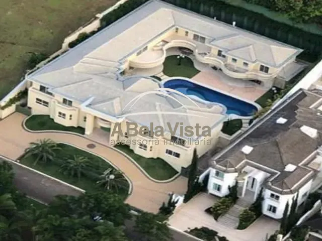 Casa com 2200m² 10 quartos e 13 banheiros, à venda, no bairro Tamboré em Santana de Parnaíba