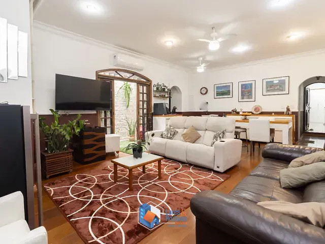 Casa com 165m² 2 quartos e 3 banheiros, à venda, no bairro Vila Vitório Mazzei em São Paulo