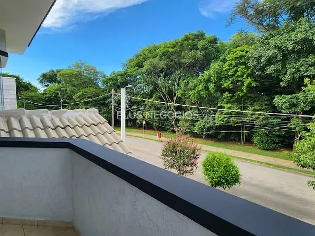 Casa com 250m² 4 quartos e 4 banheiros, à venda, no bairro Iporanga em Sorocaba
