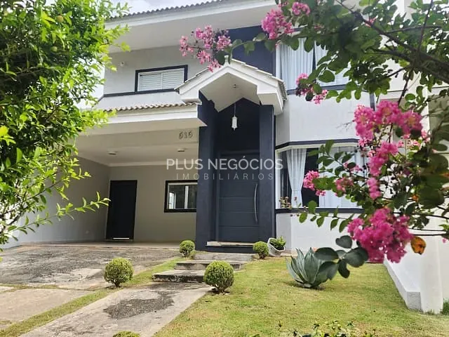 Casa com 250m² 4 quartos e 4 banheiros, à venda, no bairro Iporanga em Sorocaba