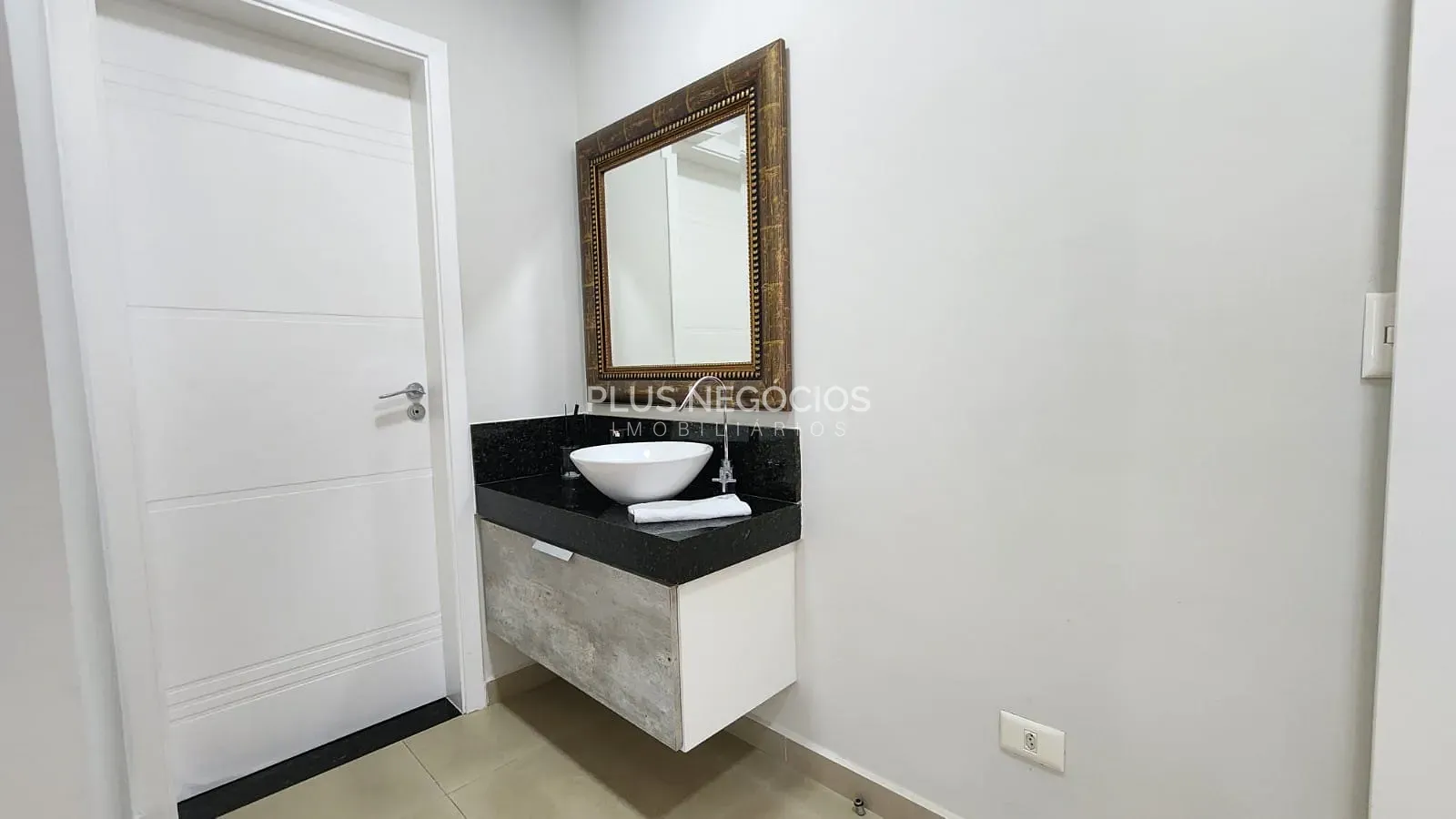 Casa, 4 quartos, 245 m² - Foto 18