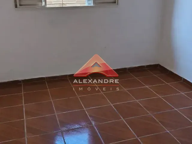 Casa 3 quartos e 1 banheiro, para alugar, no bairro Jardim Bela Vista em São José dos Campos
