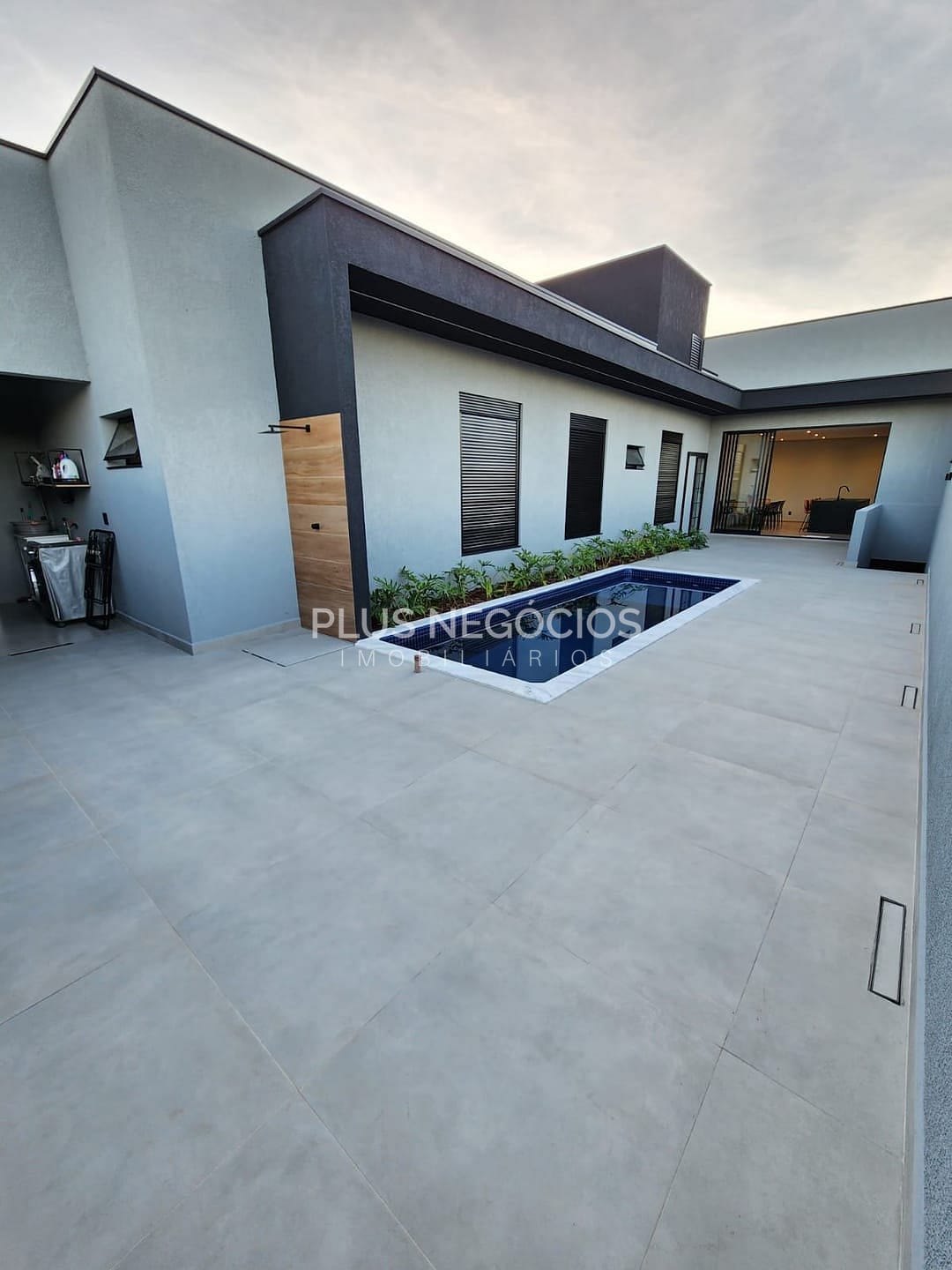 Casa à venda com 3 quartos, 183m² - Foto 14