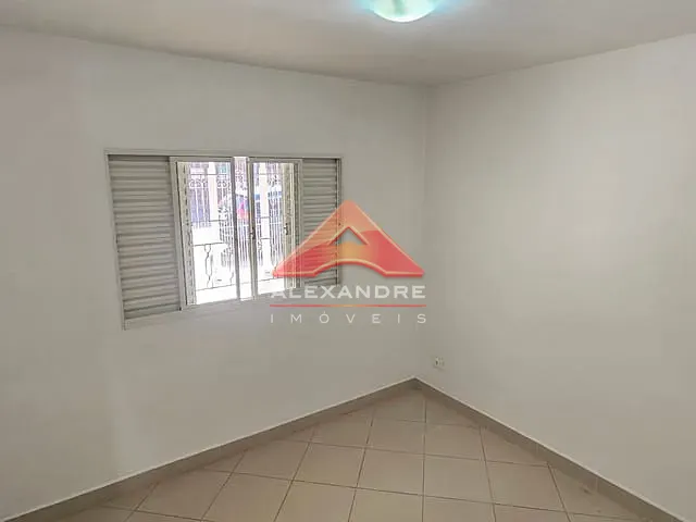 Casa 3 quartos e 2 banheiros, à venda, no bairro Jardim Valparaíba em São José dos Campos