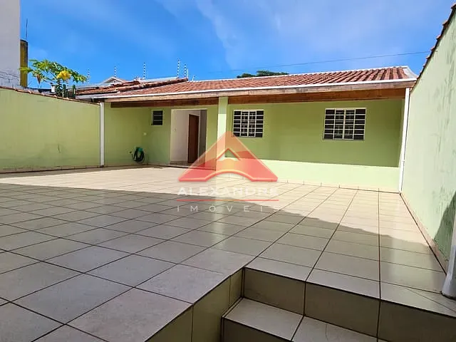 Casa 3 quartos e 2 banheiros, à venda, no bairro Jardim Valparaíba em São José dos Campos
