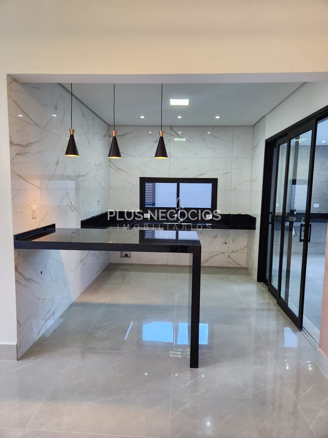 Casa à venda com 3 quartos, 140m² - Foto 4
