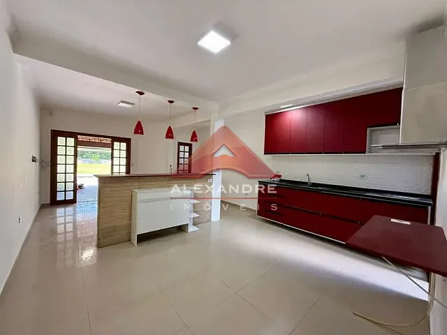 Casa 4 quartos e 3 banheiros, à venda, no bairro Residencial Ana Maria em São José dos Campos