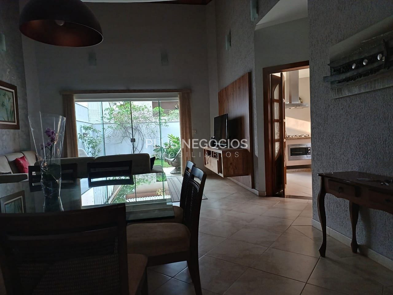 Casa, 3 quartos, 230 m² - Foto 40