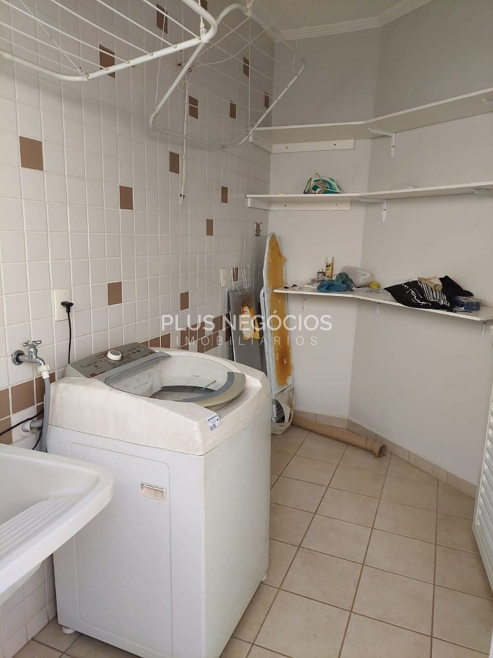 Casa, 3 quartos, 230 m² - Foto 30