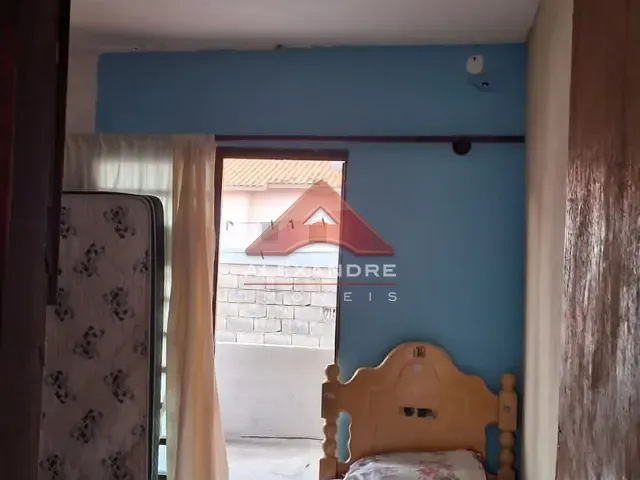 Casa 2 quartos e 2 banheiros, à venda, no bairro Residencial Ana Maria em São José dos Campos