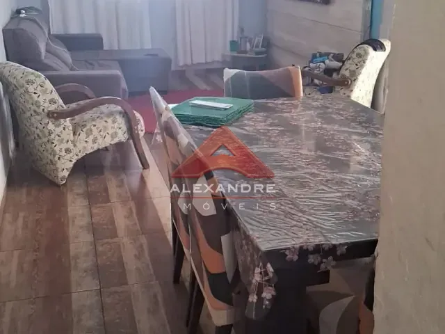 Casa 2 quartos e 2 banheiros, à venda, no bairro Residencial Ana Maria em São José dos Campos