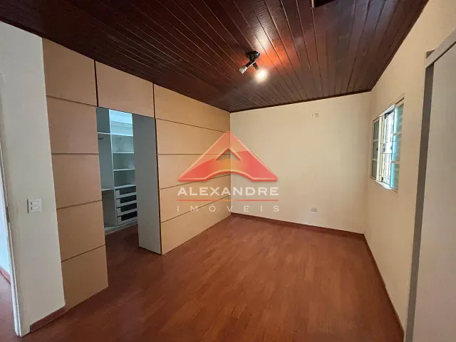 Casa 3 quartos e 2 banheiros, à venda, no bairro Residencial Planalto em São José dos Campos