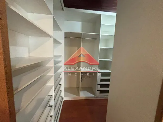 Casa 3 quartos e 2 banheiros, à venda, no bairro Residencial Planalto em São José dos Campos