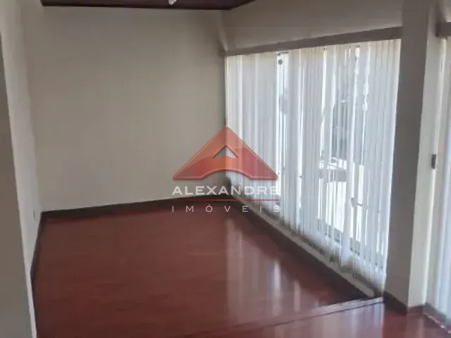 Casa 3 quartos e 1 banheiro, à venda, no bairro Residencial Planalto em São José dos Campos