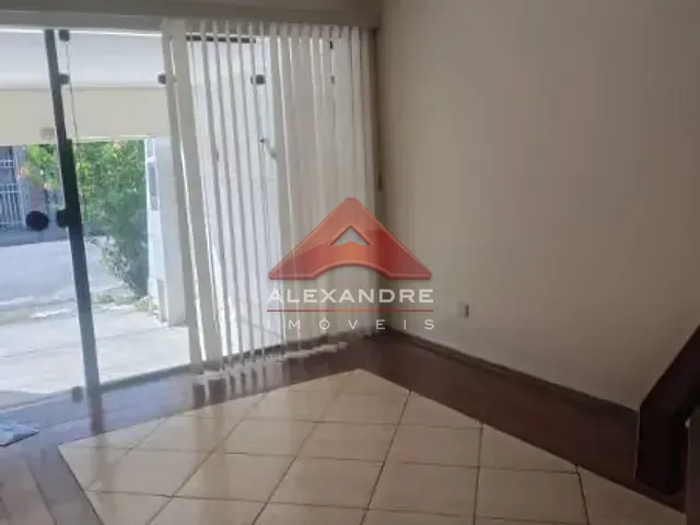 Casa 3 quartos e 1 banheiro, à venda, no bairro Residencial Planalto em São José dos Campos