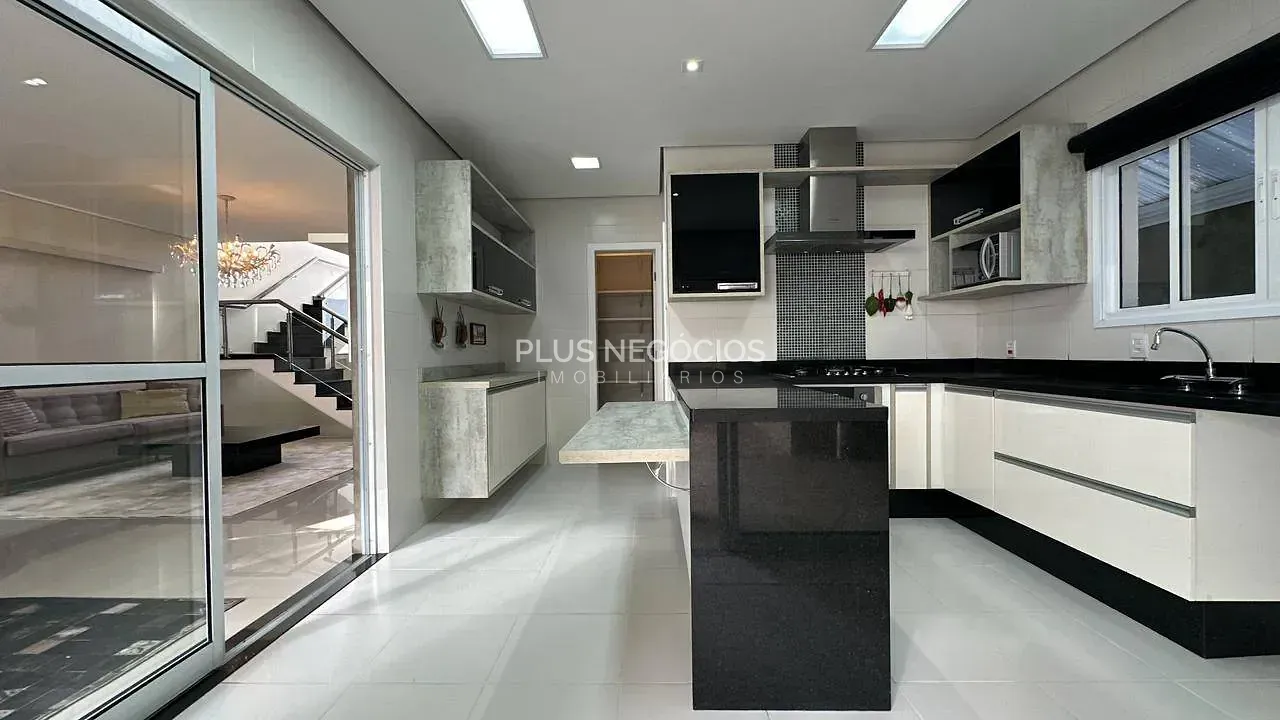 Casa, 4 quartos, 340 m² - Foto 20
