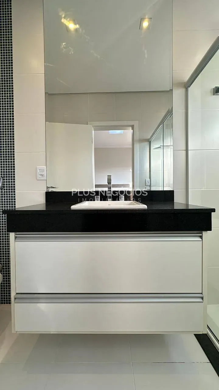 Casa, 4 quartos, 340 m² - Foto 50