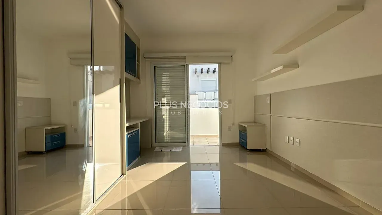 Casa, 4 quartos, 340 m² - Foto 59