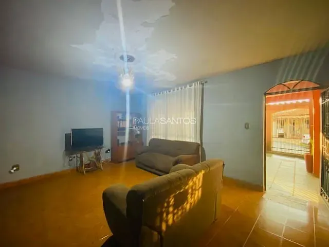 Casa com 249m² 2 quartos e 2 banheiros, à venda, no bairro Vila Barcelona em Sorocaba