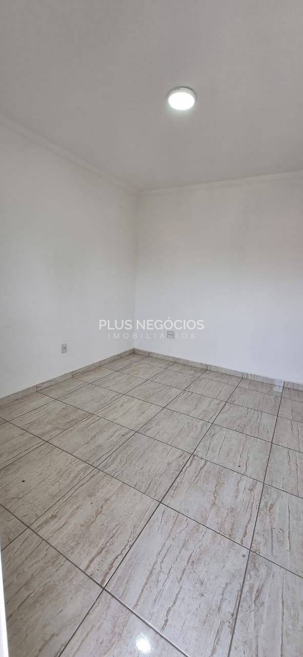 Casa à venda com 2 quartos, 112m² - Foto 10