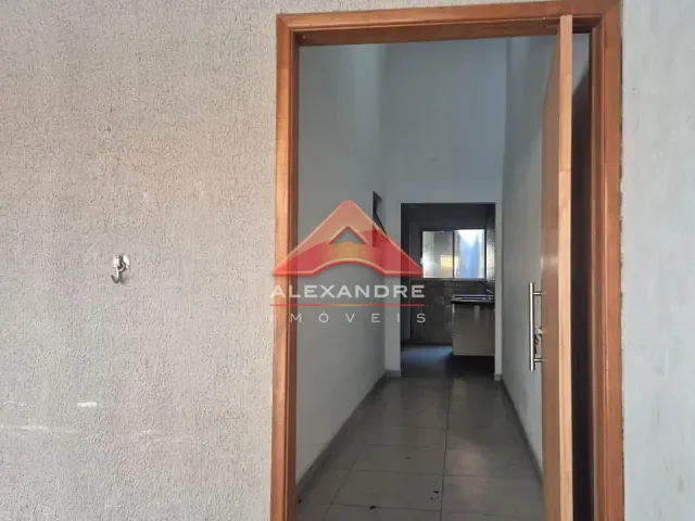 Casa 2 quartos e 1 banheiro, à venda, no bairro Jardim Paraíso do Sol em São José dos Campos