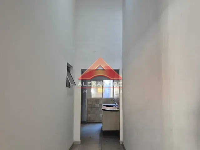 Casa 2 quartos e 1 banheiro, à venda, no bairro Jardim Paraíso do Sol em São José dos Campos
